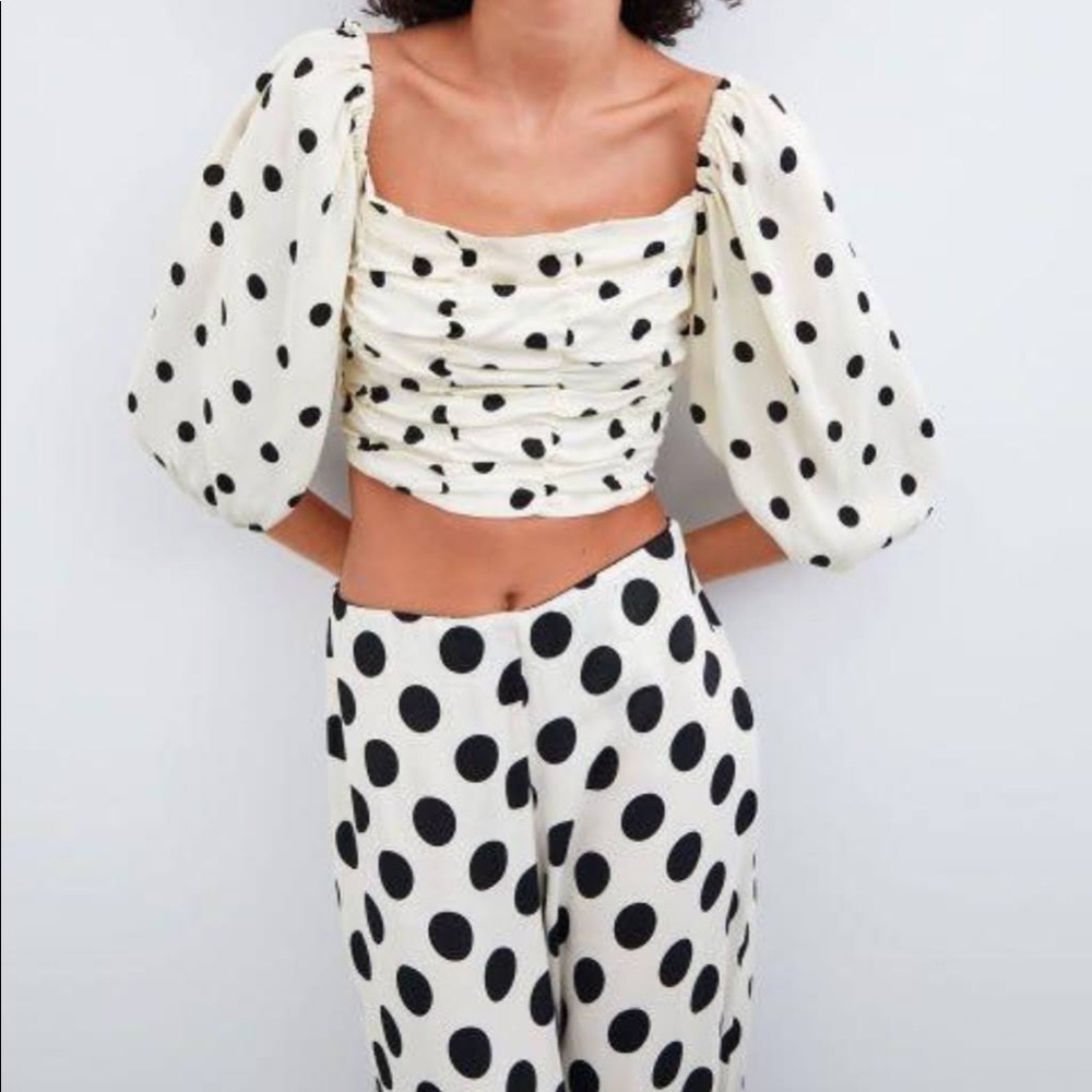 Zara Ruched Top - Picture 4 of 5